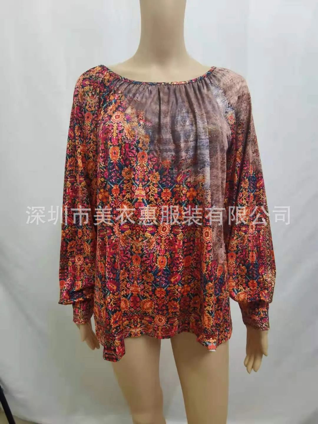 Floral long-sleeved round neck T-shirt bottoming shirt