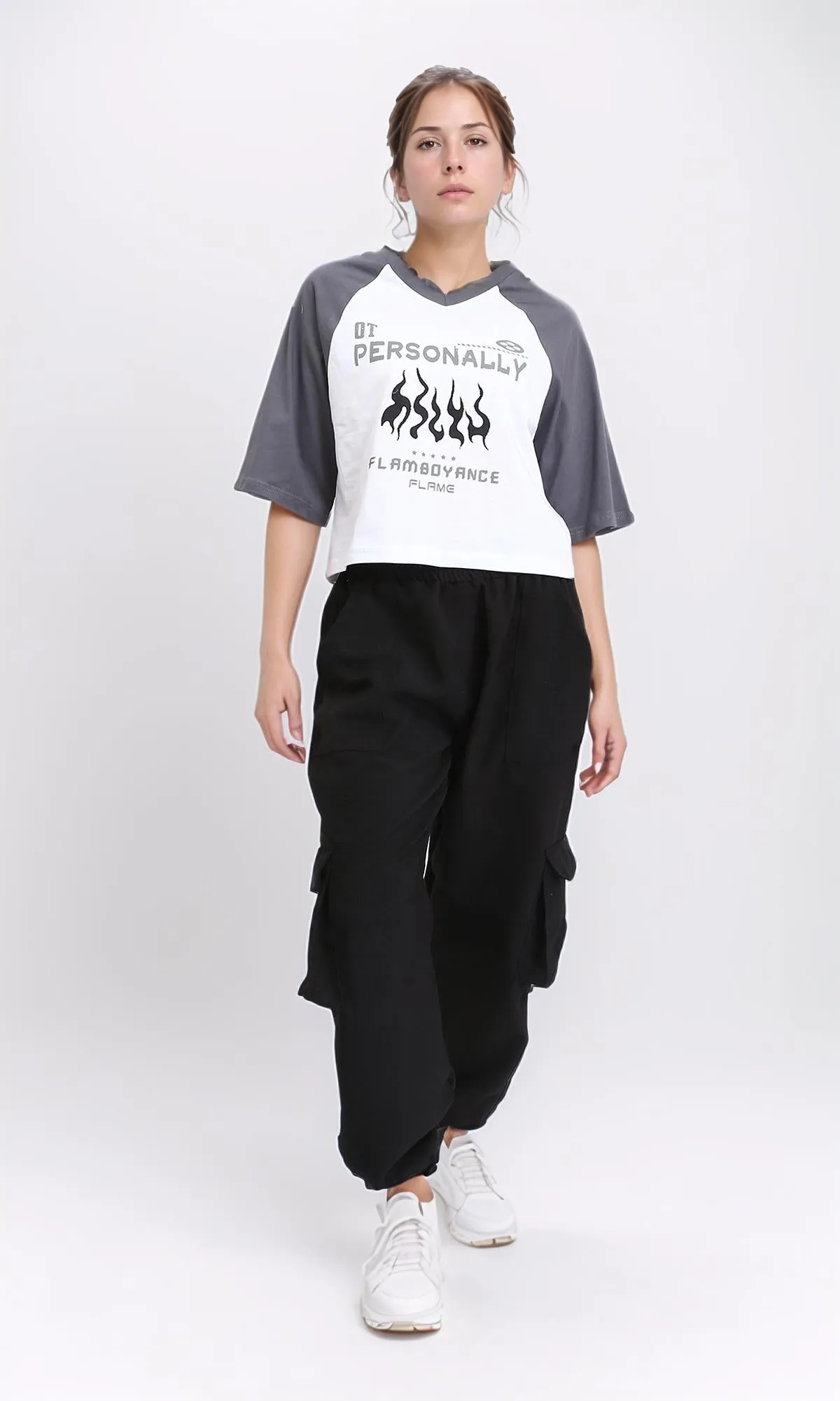 R208522 - Bi-Tone V-Neck Relaxed Tee - Medium Grey & White