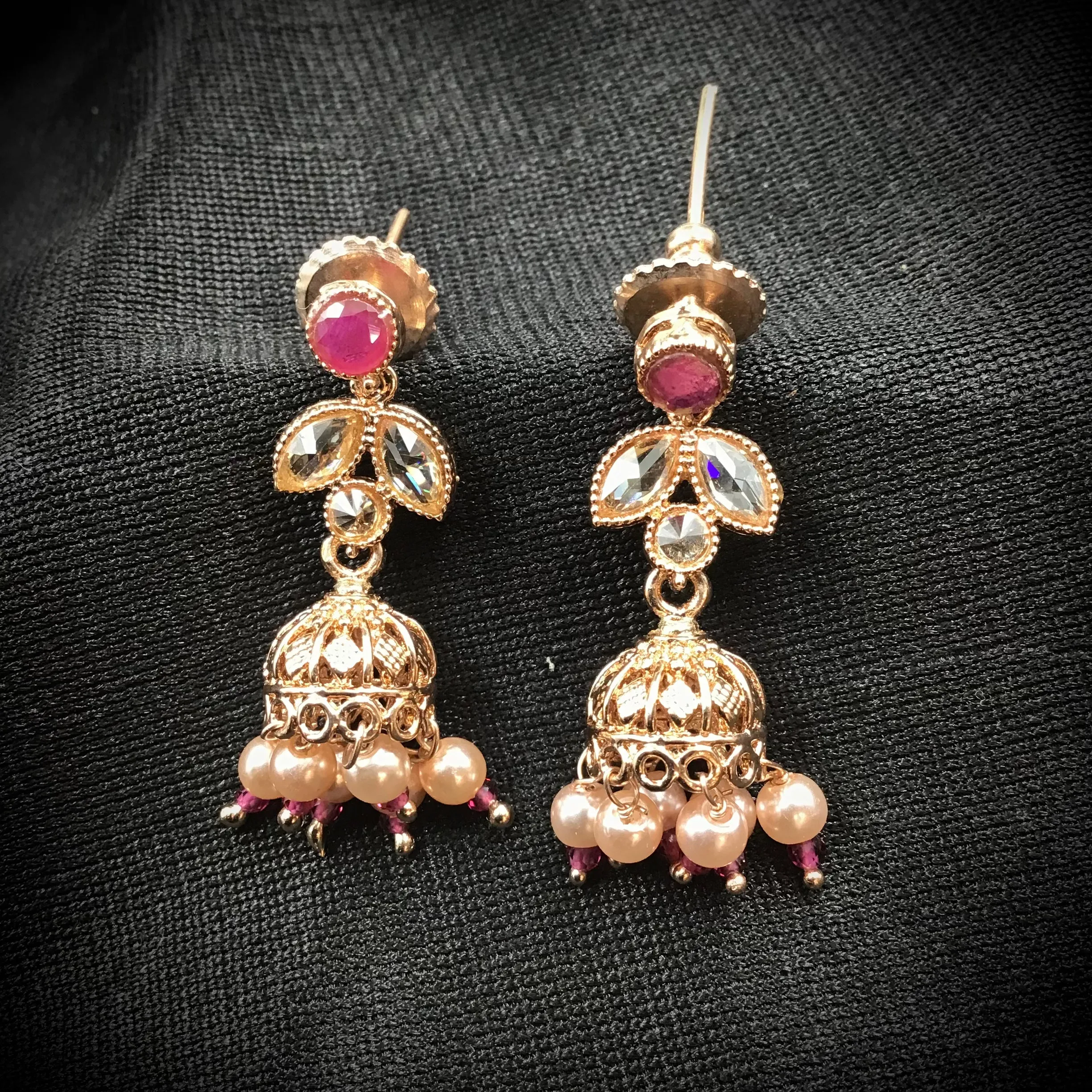 Rose Gold Plated Stone Studded Necklace Set  11460-7511