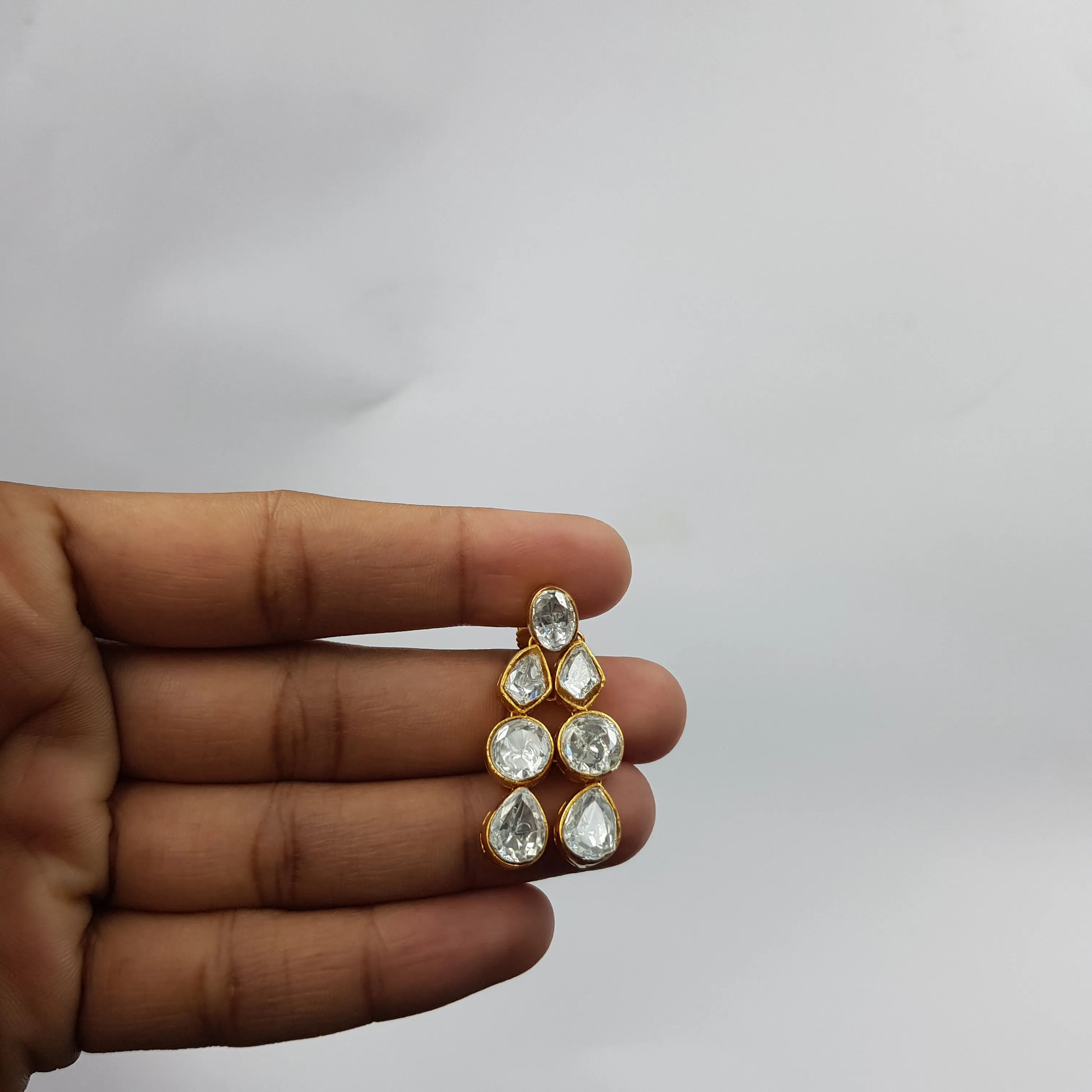 Round Neck Kundan Necklace Set 10614-68